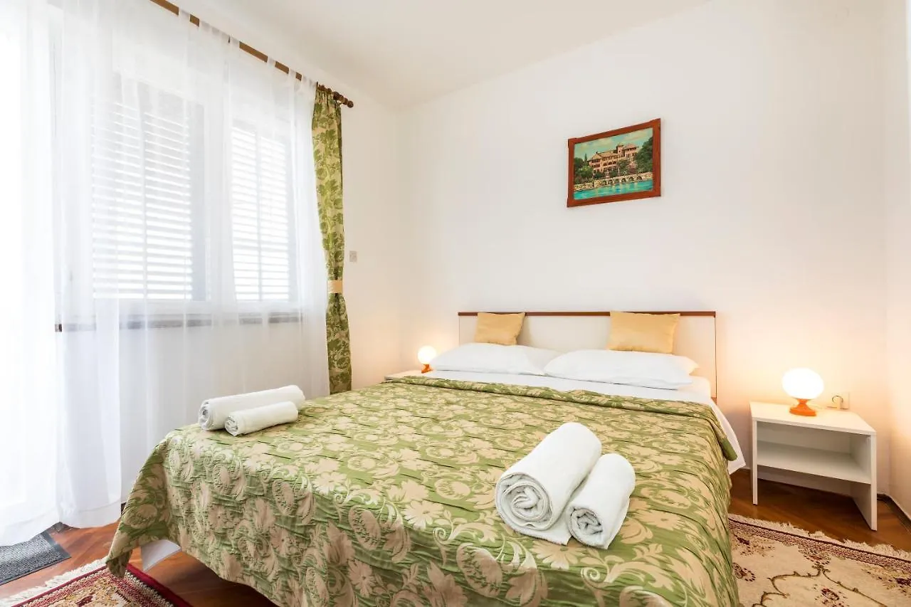 Apartment Muzic Mali Losinj