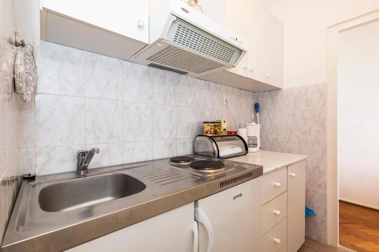 Apartment Muzic Mali Losinj