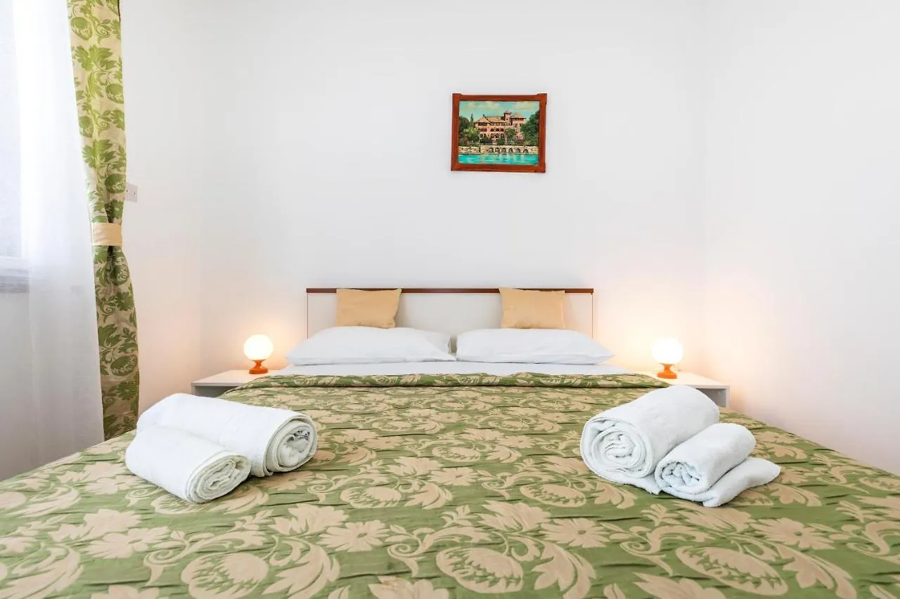 Apartment Muzic Mali Losinj 0*,  Croatia
