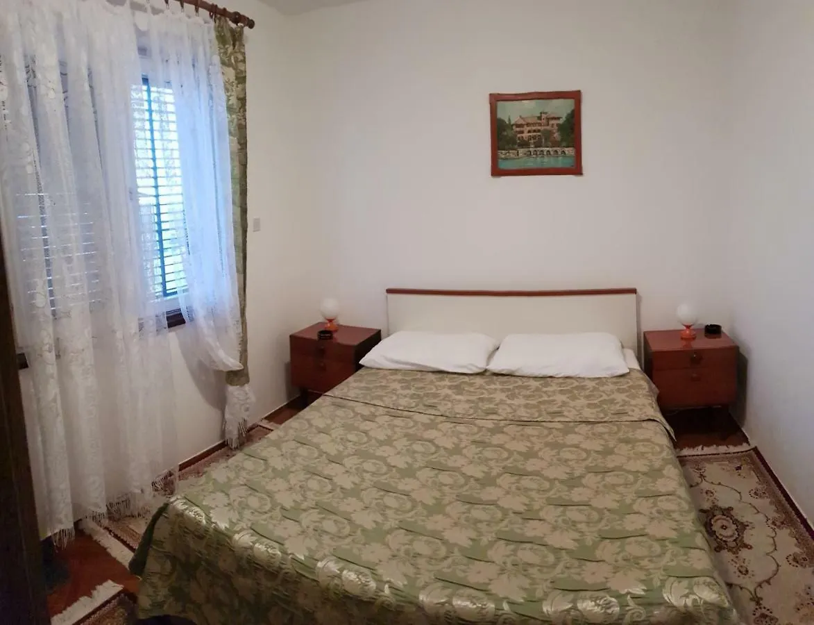 Apartment Muzic Mali Losinj