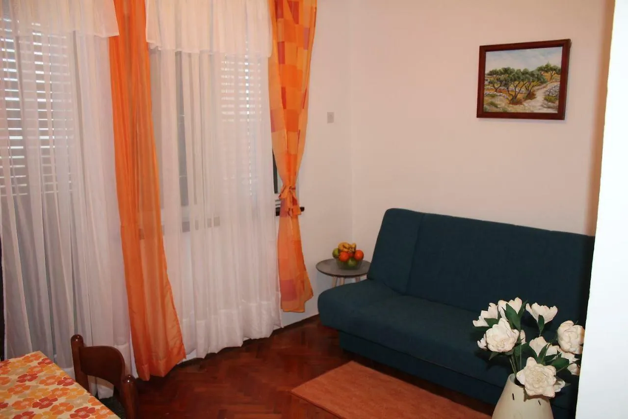 Apartment Muzic Mali Losinj
