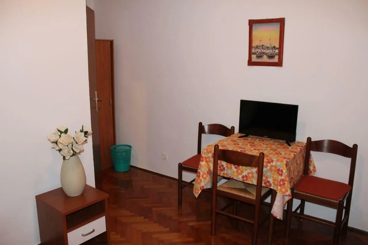 Apartment Muzic Mali Losinj